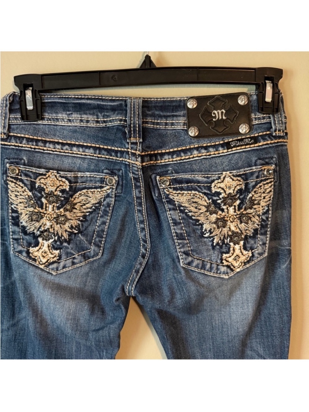 Gorgeous Y2K Miss Me Skinny Jeans With Embellished Back Pockets 30-1/2” Inseam
